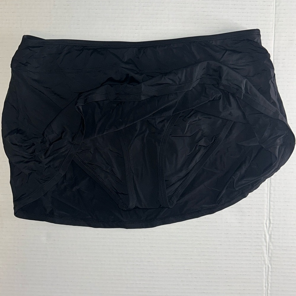 Jantzen Black, 2-piece Tankini Skirt Swimwear, Size 10 with Tummy Control - Picture 6 of 6